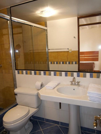 Bathroom 4, Sol Ollantay Exclusive Hotel, Urubamba