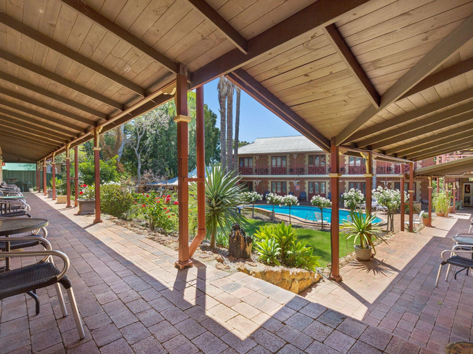 Public Area, Heritage Country Motel, Armadale