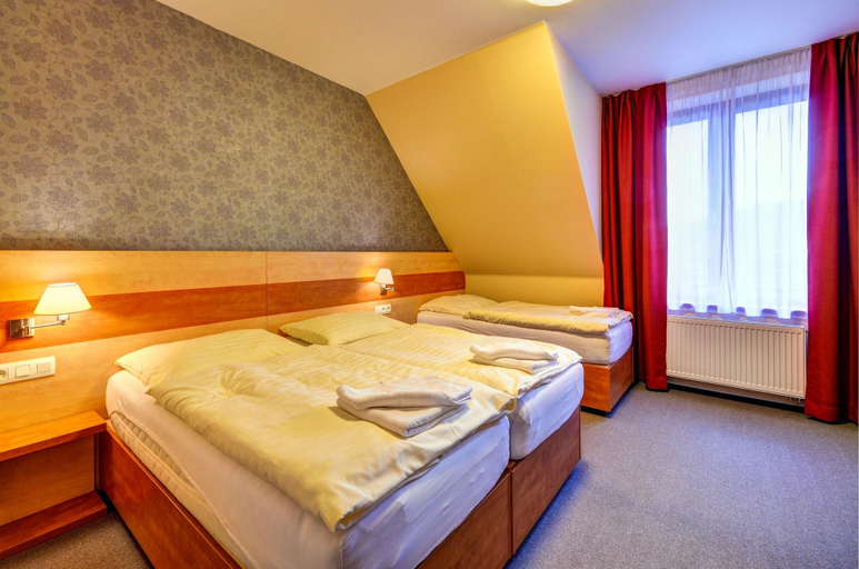 Bedroom 3, Hotel TOÄ, Jeseník