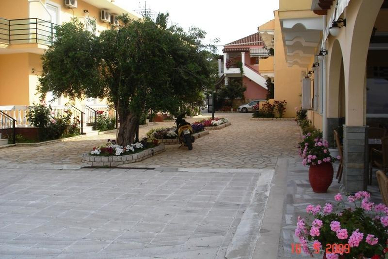 Others 5, Complex Lemon Grove, Ionian Islands