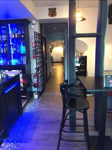 Public Area 3, Hôtel Le Casabianca, Allier