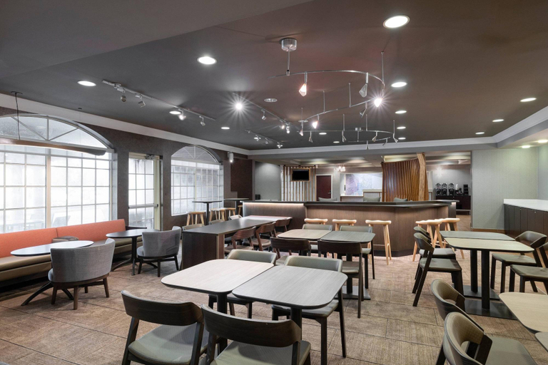 Food & Drinks 5, SpringHill Suites Williamsburg, Williamsburg
