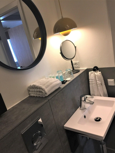 Bathroom 4, Fjordgaarden Signature Collectio, Ringkøbing-Skjern