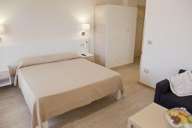 Bedroom 4, Arcadia, Vibo Valentia