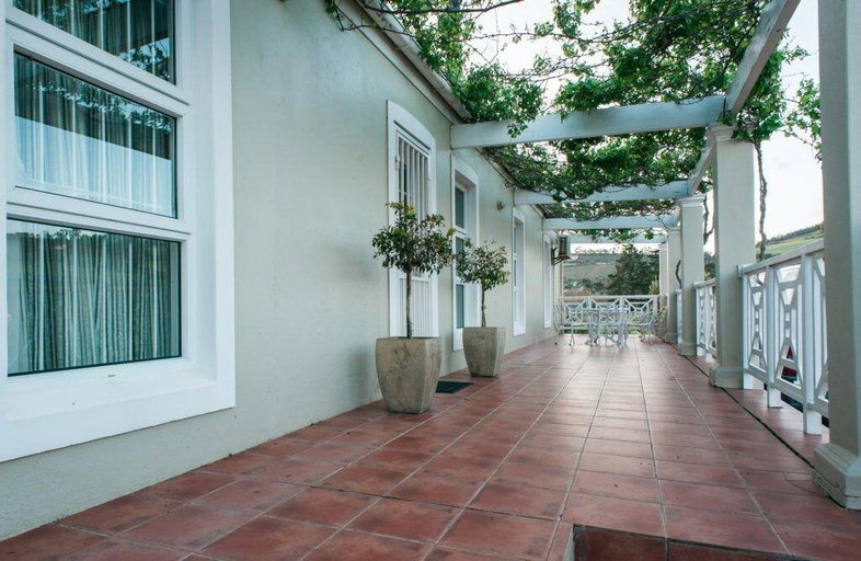 Public Area, Clos Malverne Wine Estate Accommodation, Cape Winelands