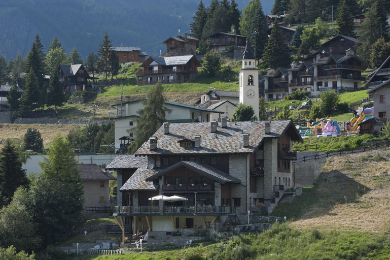 Exterior & Views 2, Maison Cly Hotel & Restaurant, Aosta