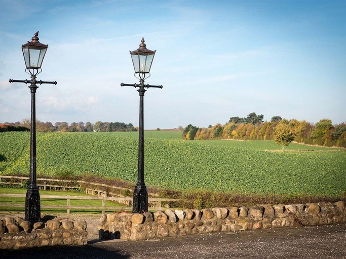 Exterior & Views, The Black A Moor Inn, North Yorkshire