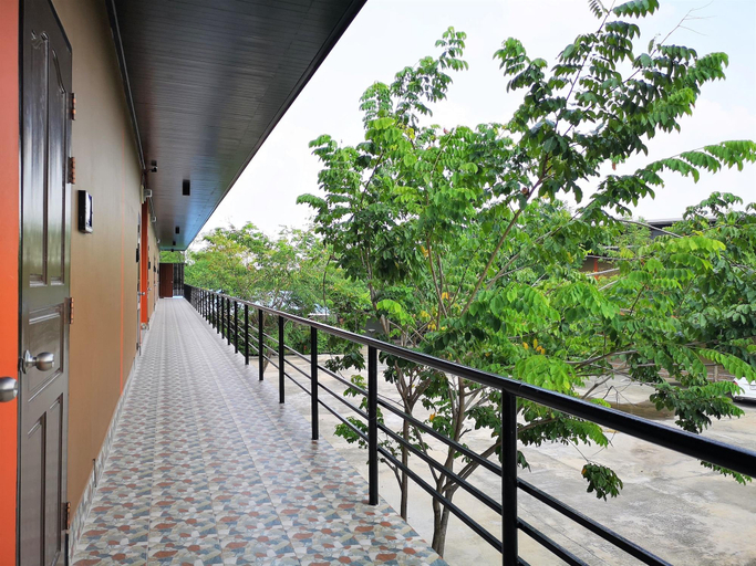 Others 5, Huaisai Hotel, Nong Khae