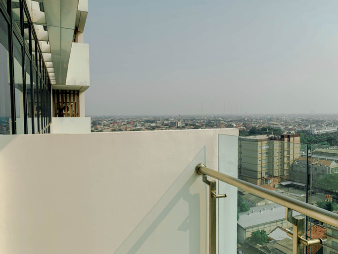 Stylish 1BR Apartment at Veranda Residence @ Puri By Travelio, West Jakarta