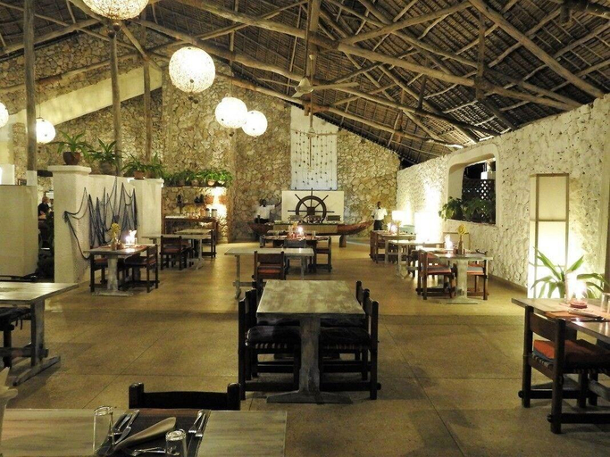 Public Area 2, Mafia Island Lodge, Mafia