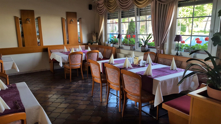 Food & Drinks 5, Hotel Restaurant Neffelthal, Rhein-Erft-Kreis