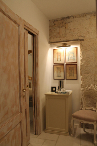 Bathroom 5, Torre Tresca B&B, Bari