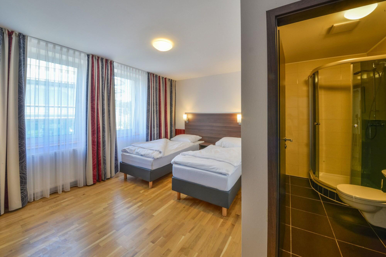 Bedroom 3, City Hotel Wetzlar, Lahn-Dill-Kreis