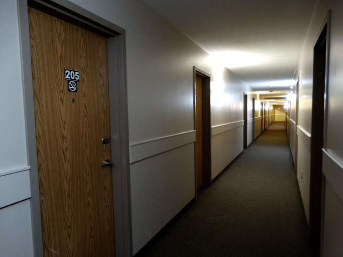 Public Area 2, R&R Inn, Division No. 7