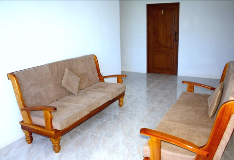 Public Area 2, El Paraiso de Isabela, Isabela