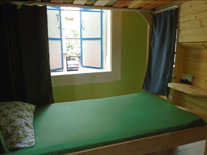 Bedroom 3, Lotus Garden Hostel, Konak