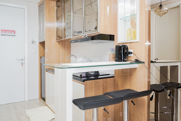 Others 4, Comfy and Minimalist Studio Apartment at Tuscany Residences By Travelio, South Tangerang