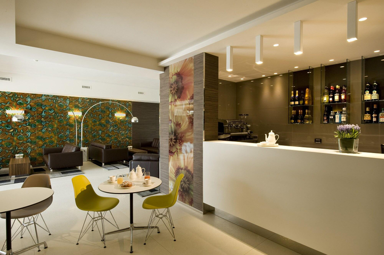 Food & Drinks 5, Viola Mhotel, Bergamo