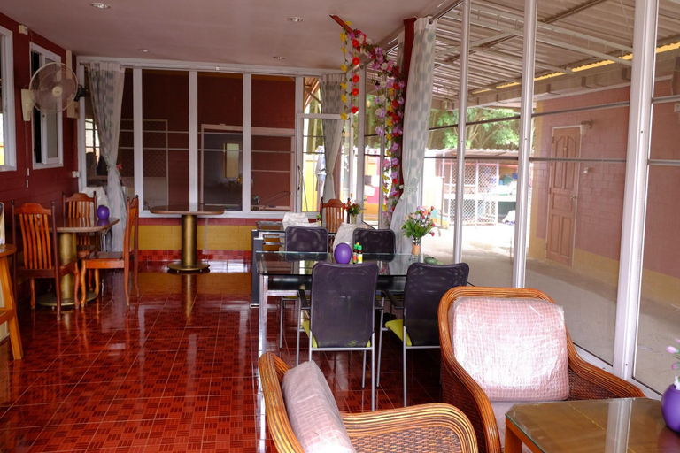 Public Area 2, Somjainuk Resort 2, Pluak Daeng