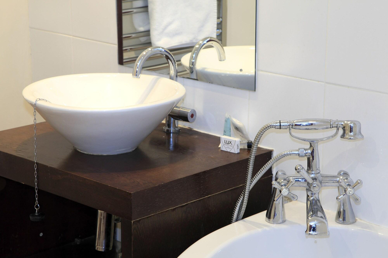 Bathroom 4, Park Hotel, Redcar and Cleveland