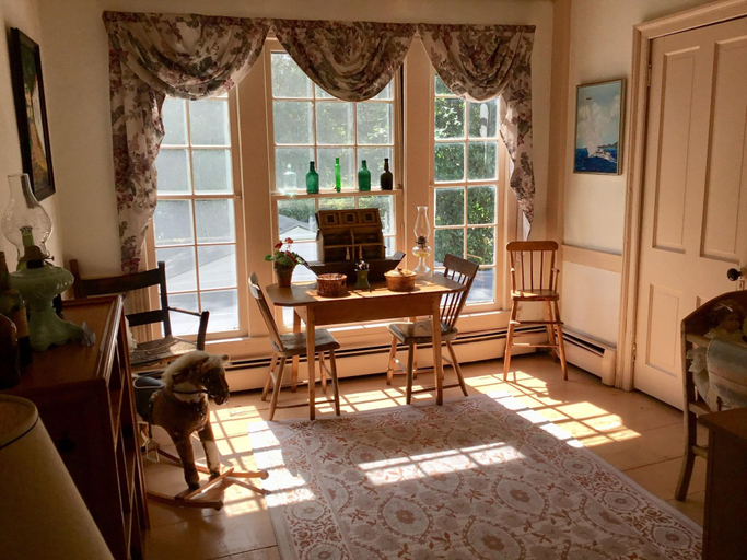 Public Area, Governor's Bed and Breakfast, Sussex