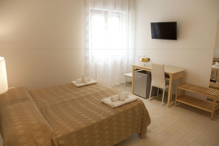 Bedroom 3, Arcadia, Vibo Valentia