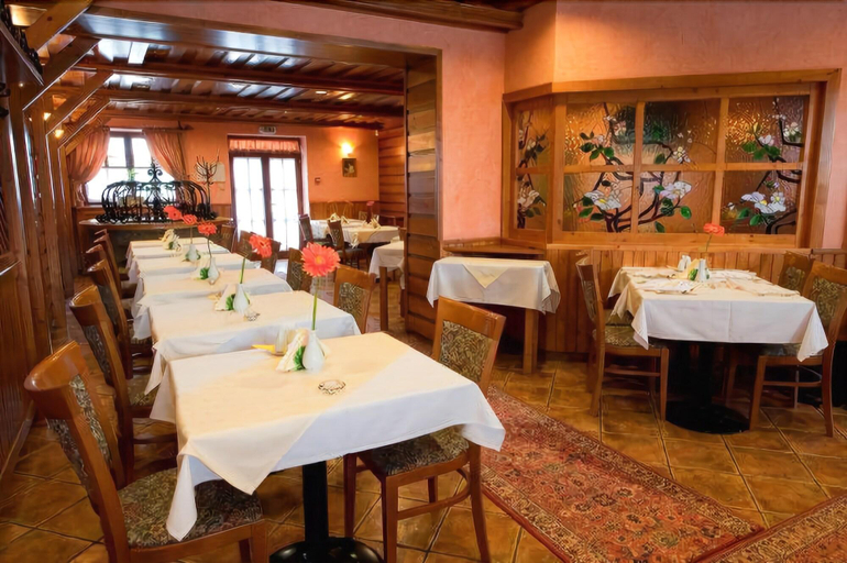 Food & Drinks 5, Hotel Karpatsky Dvor, Malacky