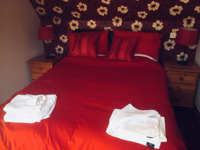 Bedroom 2, The harbour inn, Moray