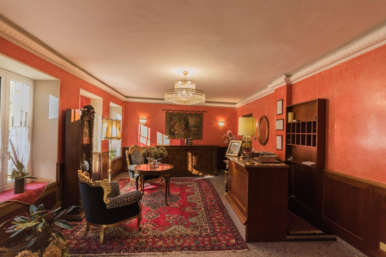 Public Area 3, Hotel Corona Grossa, Torino