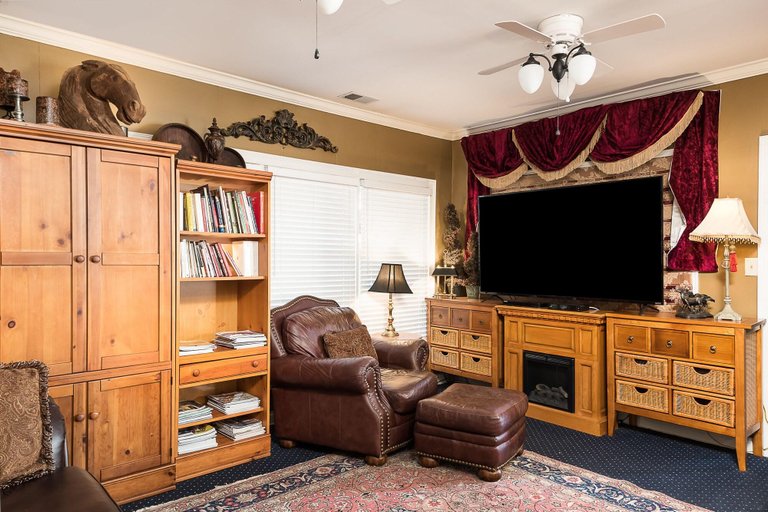 Public Area 4, Montgomery Inn BnB, Woodford