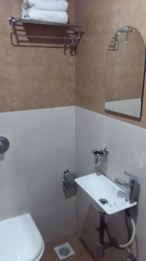 Bathroom 4, Address Inn Hotel, Mumbai Suburban