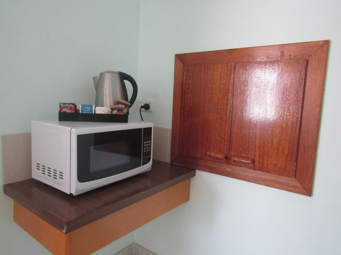 Bedroom 3, Allonville Gardens Motel, Wagga Wagga - Pt A