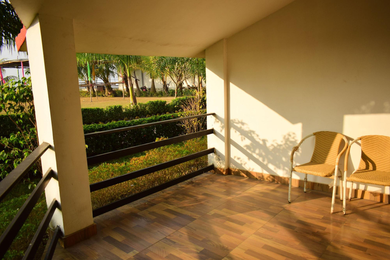 Public Area 3, Hotel Sonar Bangla Kolaghat, Haora