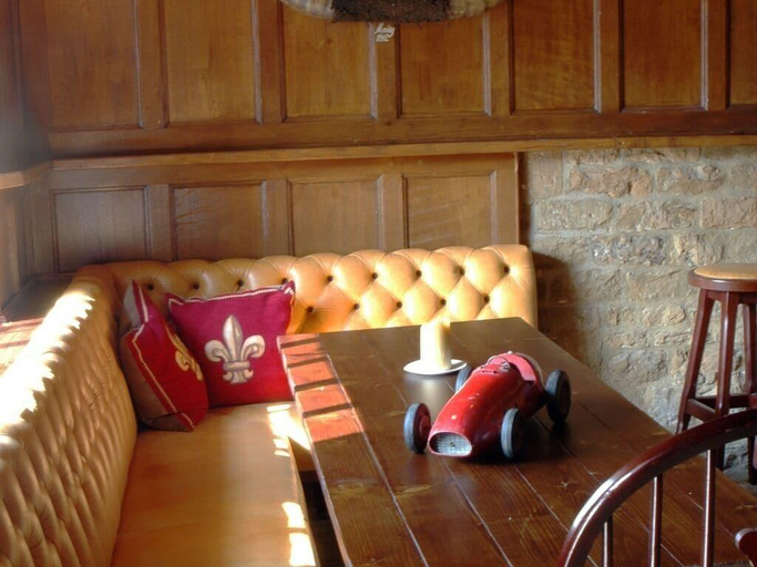 Public Area, The White Horse Inn, Oxfordshire