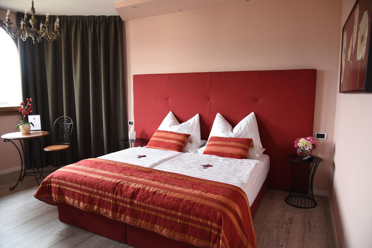Bedroom 3, Villa Quercia, Trento