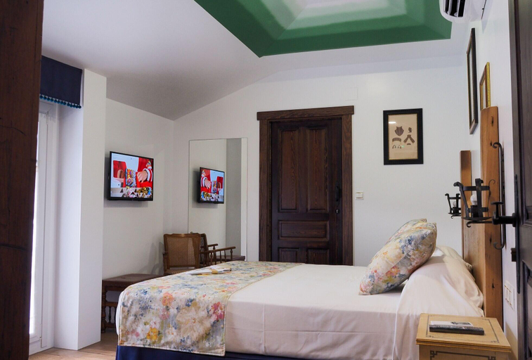 Bedroom 3, Posada Y Apartamentos Trebuesto De Guriezo, Cantabria
