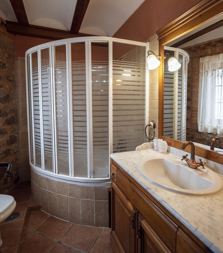 Bathroom 4, El Molino Del Batan, Guadalajara