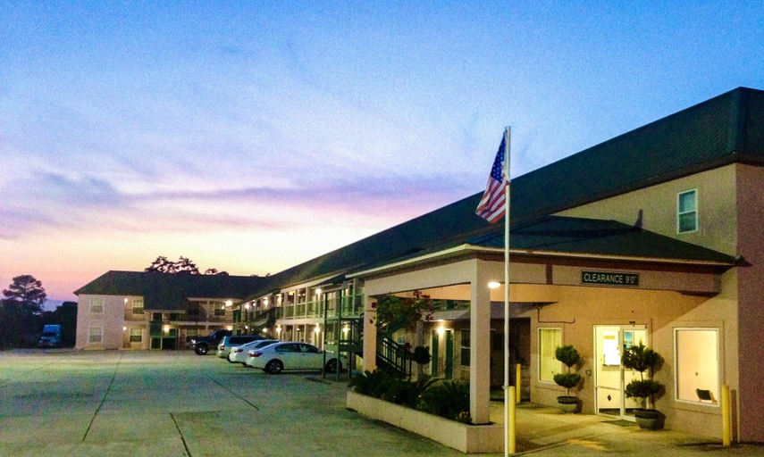 Public Area 2, Garden Inn & Suites, Candler
