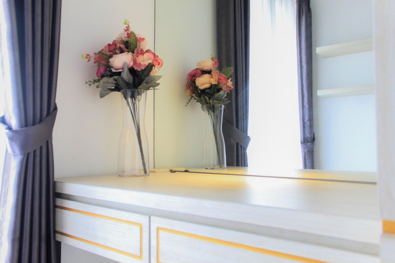 Exterior & Views 2, Clean and Comfort 2BR Apartment M-Town Residence By Travelio, Tangerang