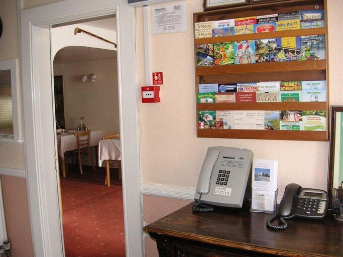 Others 5, Ty Newydd B&B, Messina