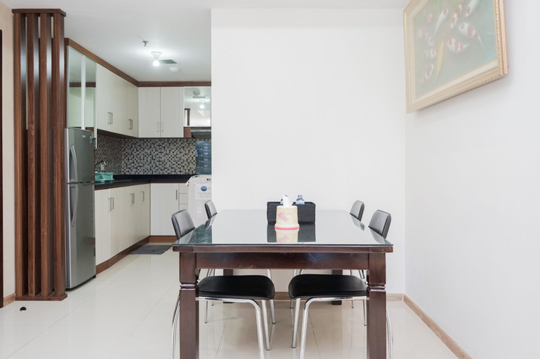 Dining Room 18