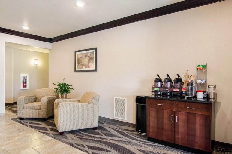 Public Area, Cobblestone Hotel and Suites Torrington, Goshen