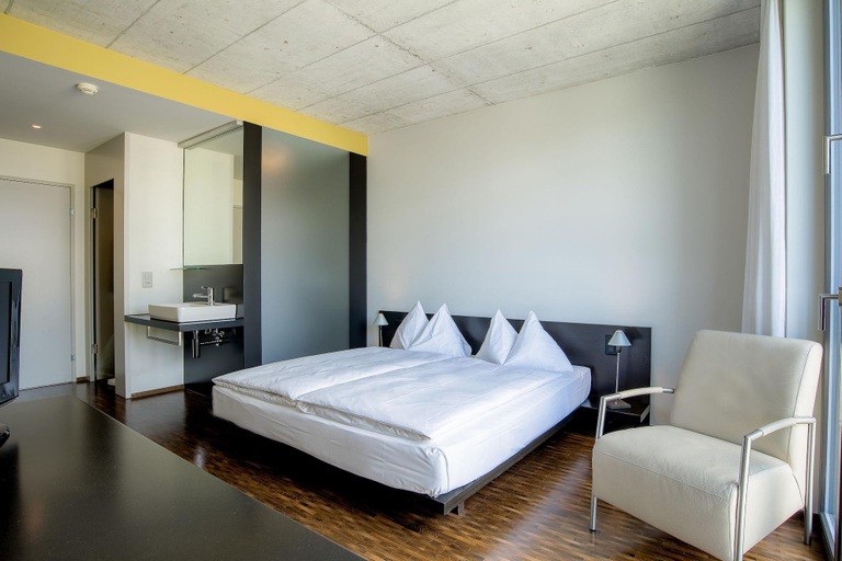 Bedroom 4, Hotel Kreuzlingen am Hafen, Kreuzlingen