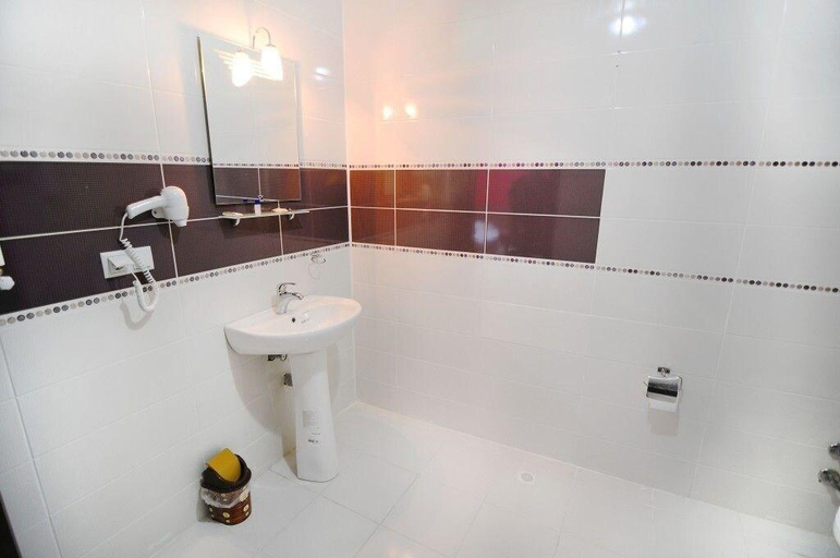 Bathroom 5, Dosco Hotel, Merkez