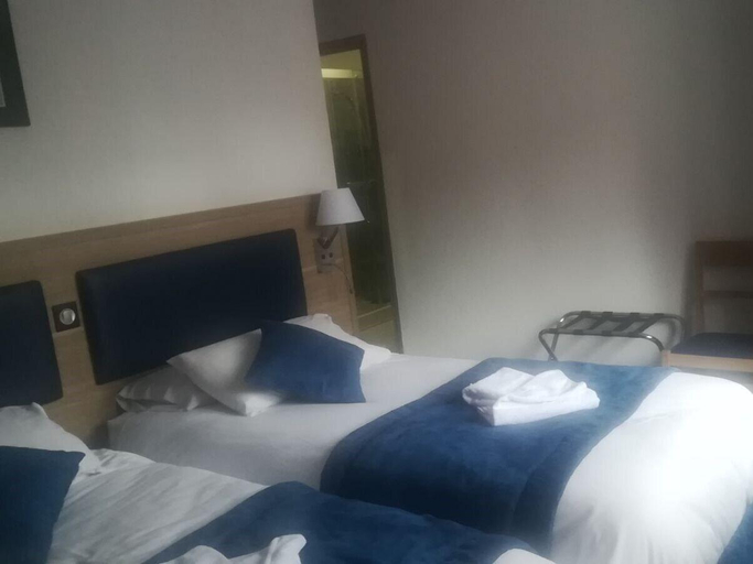 Bedroom 3, Hotel Les Alizés, Alpes-Maritimes