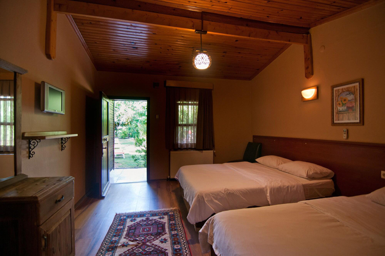 Bedroom 4, Fener Motel, Şile