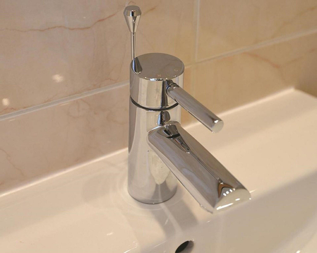 Bathroom 5, Bailey Ground Hotel, Cumbria