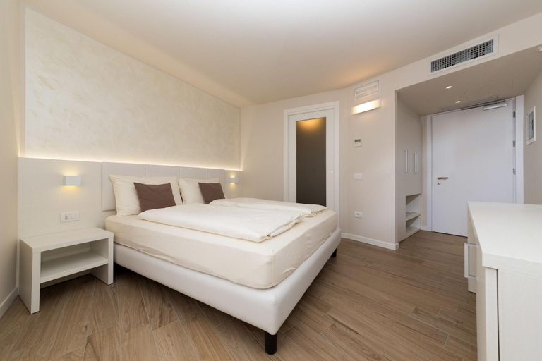 Bedroom 4, Pace 1954 Hotel, Trento