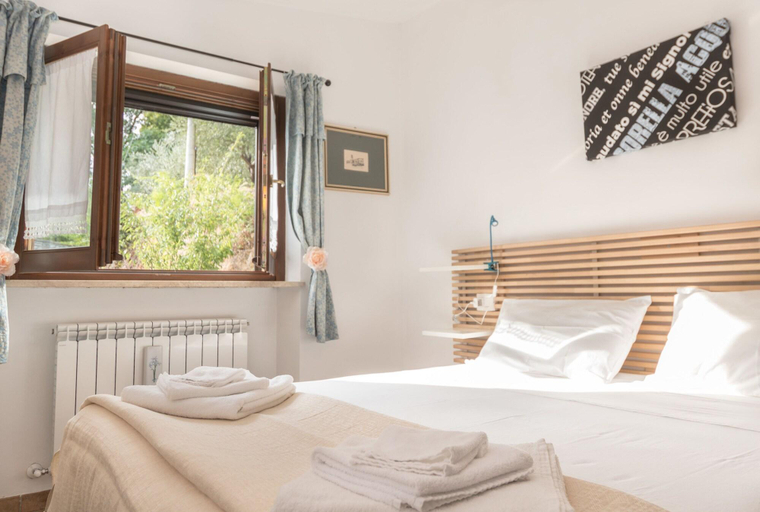Bedroom 2, B&B Cantico delle Creature, Perugia