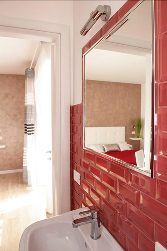 Bathroom 4, Domus Casaletto, Rome